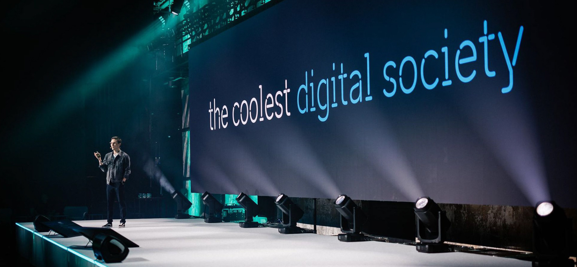 EST concept — hero visual